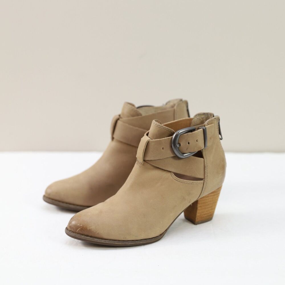 Vionic Women's Upright Rory Ankle Boot Size 6 - Picture 2 of 8